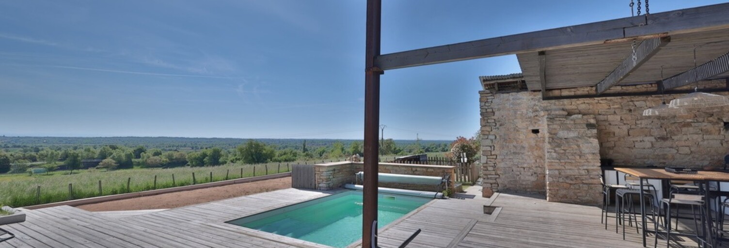 Maison 7 Pièces 260 m² à vendre à Saint-Martin-Belle-Roche (71118)