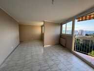 Appartement 5 pièces (3 chambres) vue dégagée avec terrasse, cave et parking privé — photo 4