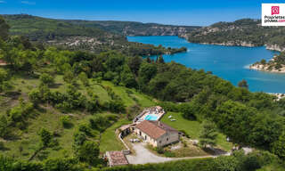 Maison 5 Pièces 120 m² à vendre à Esparron-de-Verdon (04800)