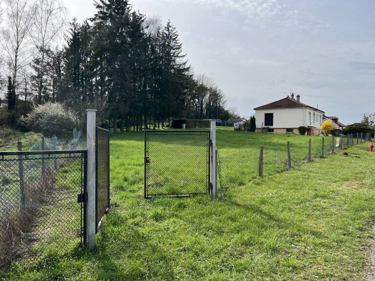 Terrain — photo 1