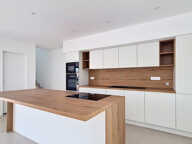 SAINT-GILLES   Villa contemporaine T5 de 121m2 avec piscine — photo 4