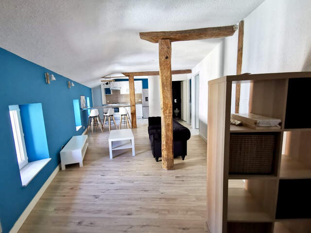 Appartement T3   53 m2   Dernier étage — photo du bien