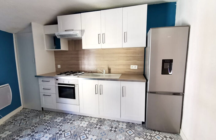 INVESTISSEMENT : Vendu loué, Appartement T3   53 m2   Dernie — photo 2