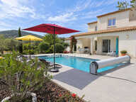 À VENDRE VILLA 6 PIÈCES, 185 M² AVEC 4 CHAMBRES PISCINE ET GARAGE, À SAINT-AYGULF — photo 2