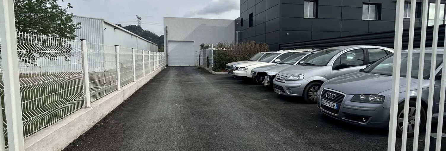 Commerce 1 Pièce 140 m² à louer à Peyrolles-en-Provence (13860)