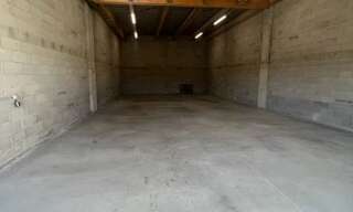Commerce 1 Pièce 140 m² à louer à Peyrolles-en-Provence (13860)