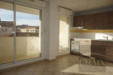 Appartement 2 pièces 838 €
