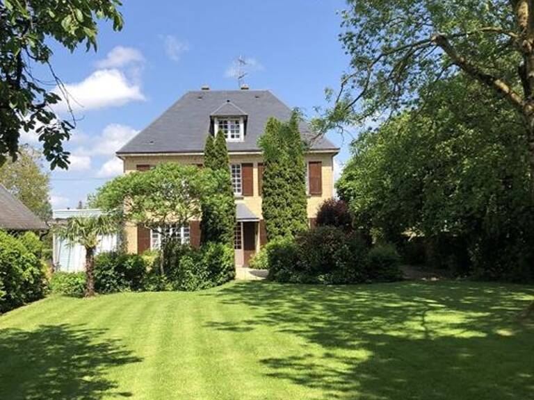 Maison - 165m ² — photo 1