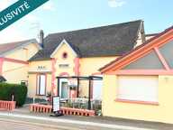 Rare, ce bel ensemble commercial comprenant un vaste restaurant traditionnel réputé et son appartement de fonction — photo 3