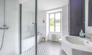 Maison 9 Pièces 238 m² à vendre à Saint-Gelais (79410)