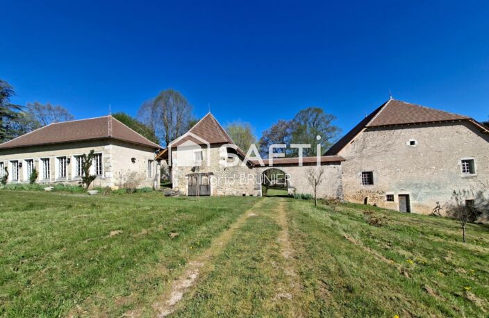 Propriété de caractère avec 6 bâtiments + piscine — photo 3
