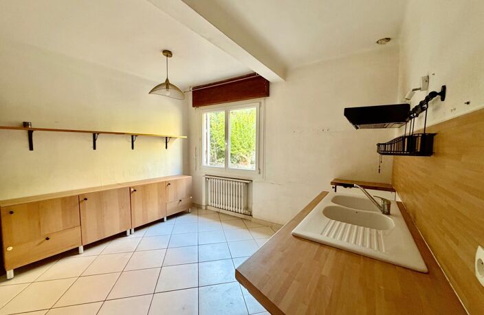 Serinette , grande maison familiale — photo 4