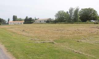 Terrain  1055 m² à vendre à Bois (17240)