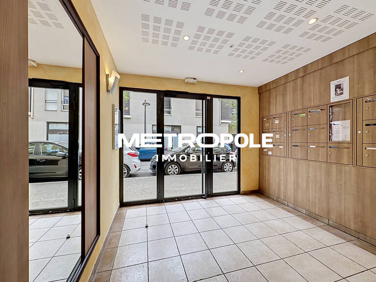Studio avec jardin, terrasse et double parking en plein cent — photo 1