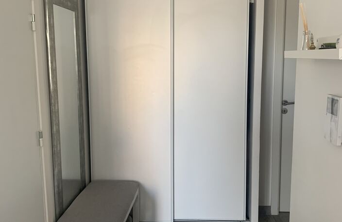 appartement 4 pièces  avec balcon et parking — photo 2