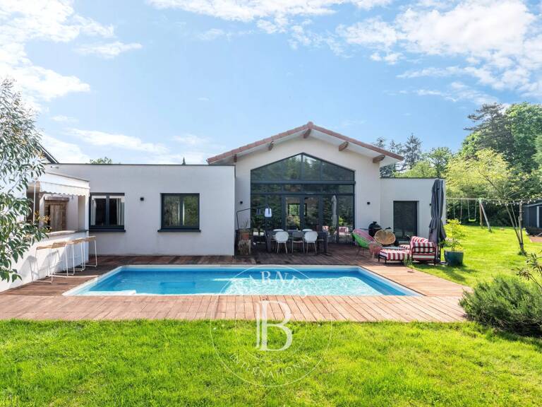 Maison d’architecte 123 m² habitables – 201 m² au sol – 4 chambres – piscine — photo 1