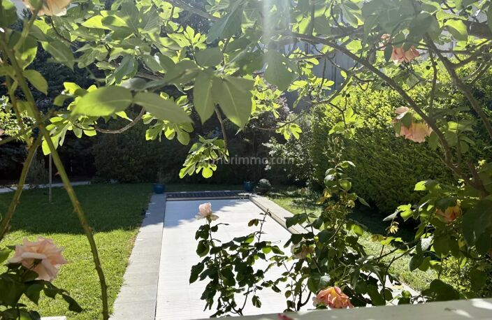Grenoble - Propriété d"exception 173m² - Demeure bourgeoise avec dépendance et piscine — photo 3