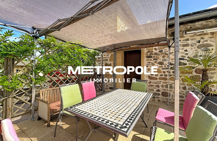 Jolie Maison en pierre - Piscine — photo 3