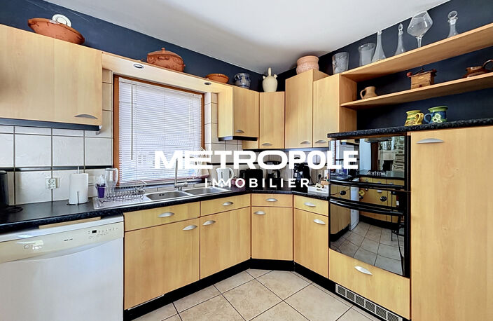 Jolie Maison en pierre - Piscine — photo 4