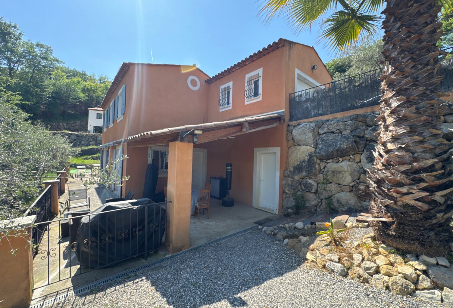 Gilette   À 10 minutes de Saint-Martin-du-Var et de Carros — photo 1