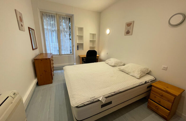 Trois pièces Nice Masséna - Bail Etudiant - Disponible septe — photo 2
