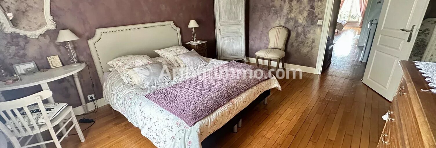 Maison 6 Pièces 206 m² à vendre à Saint-Léon-sur-l'Isle (24110)