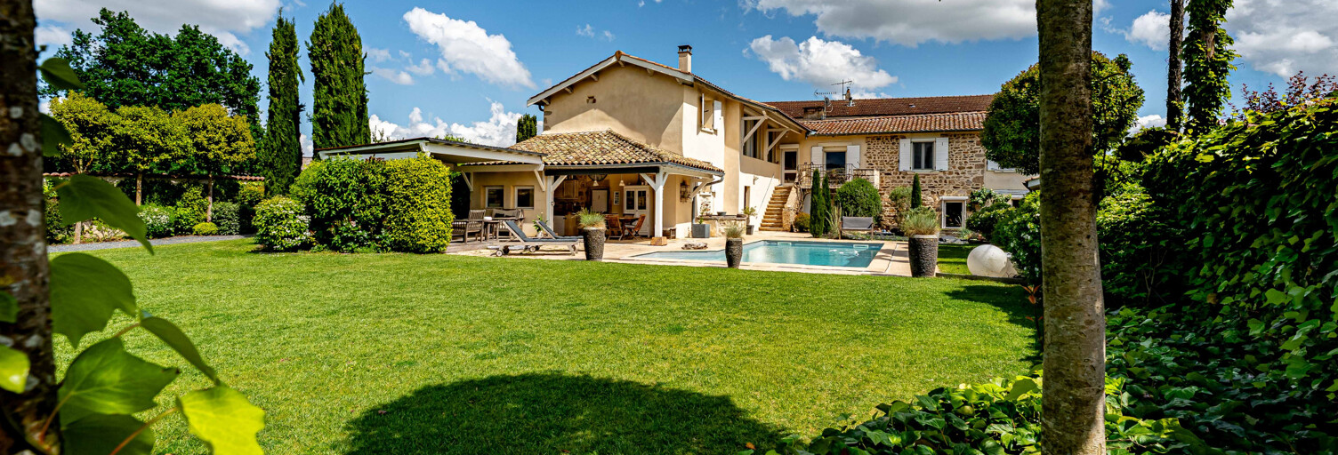 Maison 9 Pièces 291 m² à vendre à Brindas (69126)