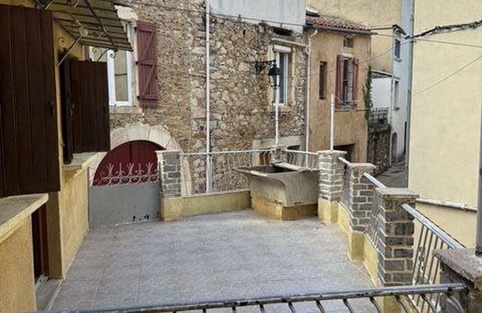Maison de village avec garage et terrasse — photo 2