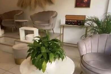 Commerce  203500 €