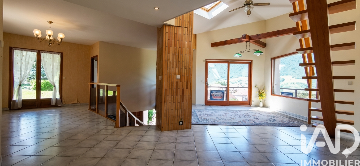 Vente Maison/villa 6 pièces - Photo 5