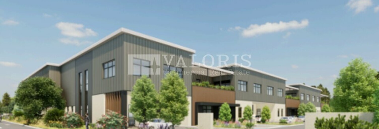 Commerce  6718 m² à louer à Décines-Charpieu (69150)