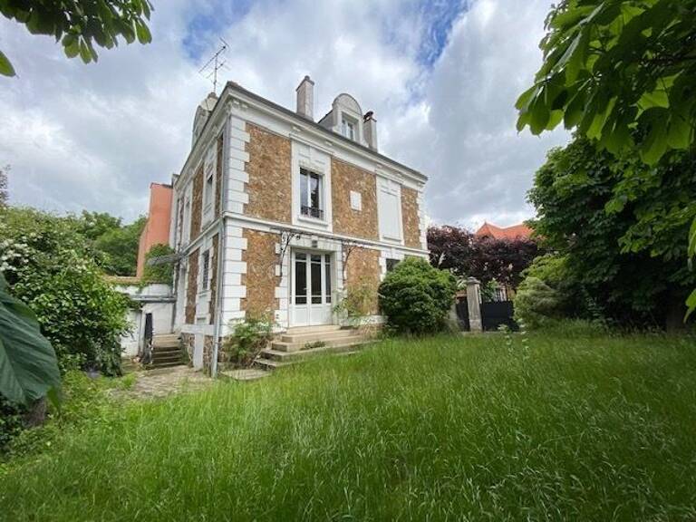 Pavillon 6 et plus à SAINT MAUR DES FOSSES — photo 1
