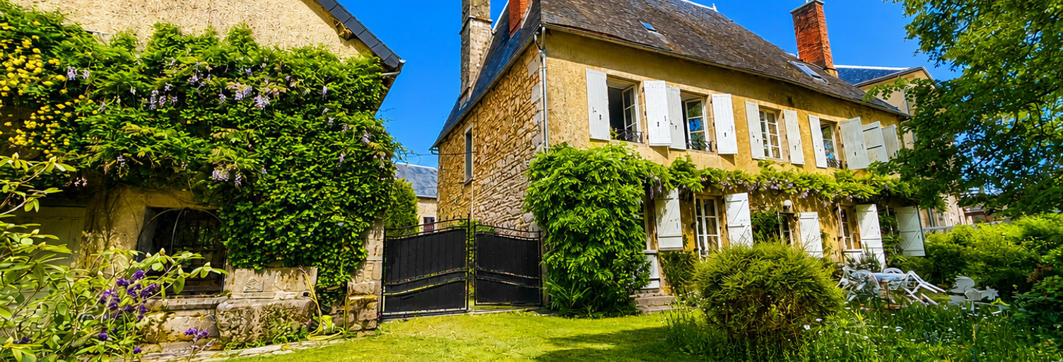 Maison 12 Pièces 353 m² à vendre à Neuvic (19160)