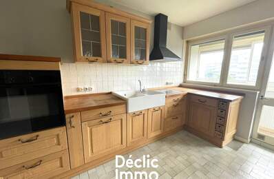 Appartement en résidence à la Roche-sur-Yon, proche de l'école et des commodités. — photo du bien