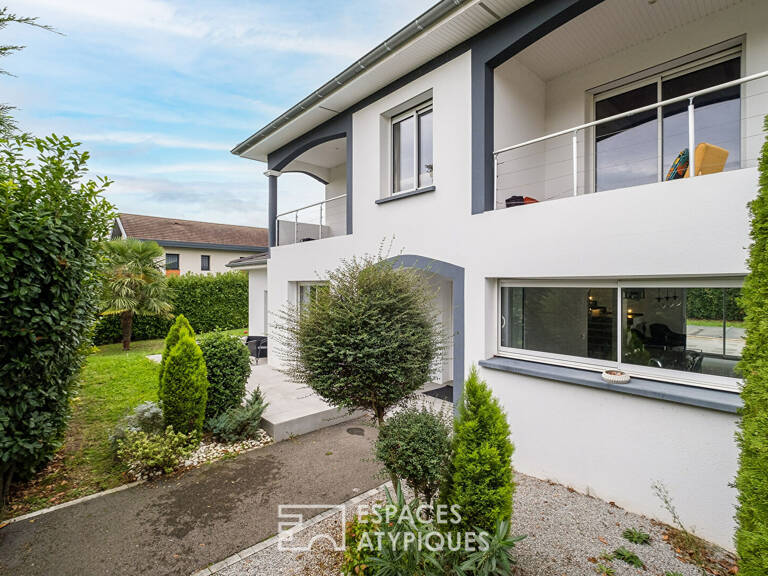 Maison contemporaine avec piscine — photo 1
