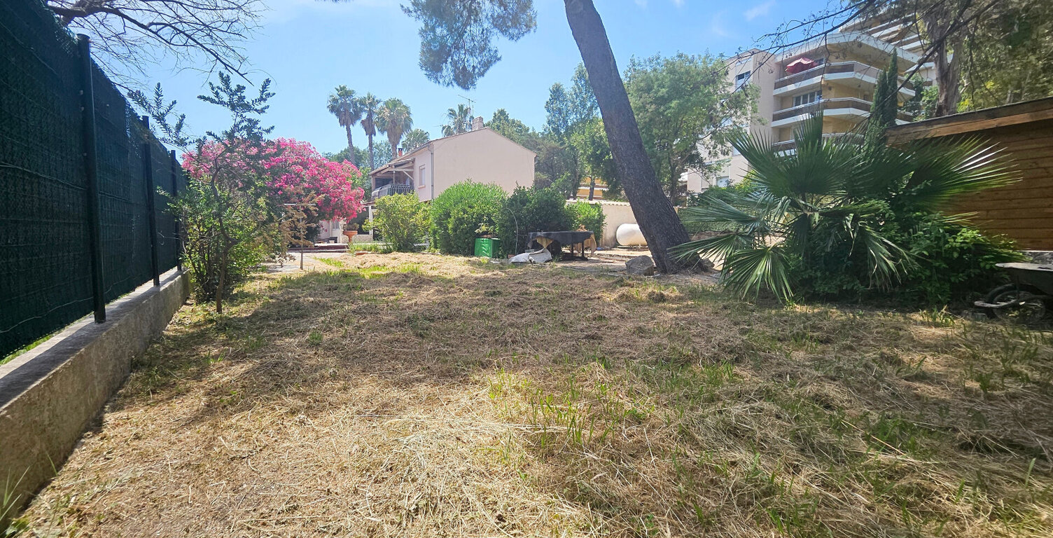 Bas de villa avec jardin privatif de 613 m² ? Fort potentiel ! — photo 1