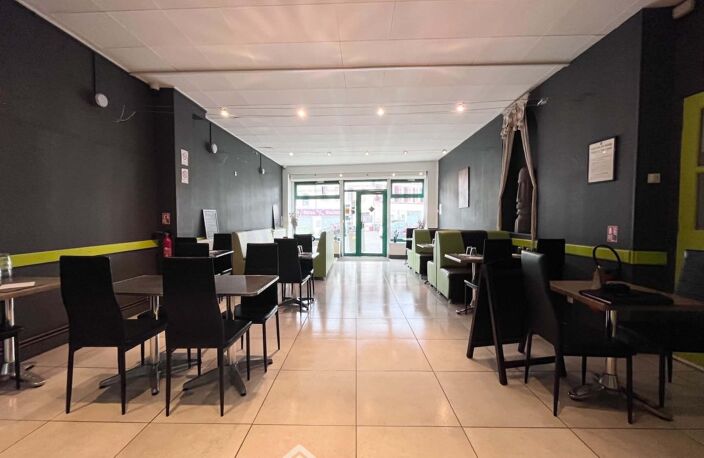Immeuble - 217m² - Marle — photo 2