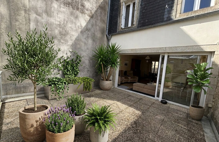 Maison avec garage au coeur de ville — photo 2