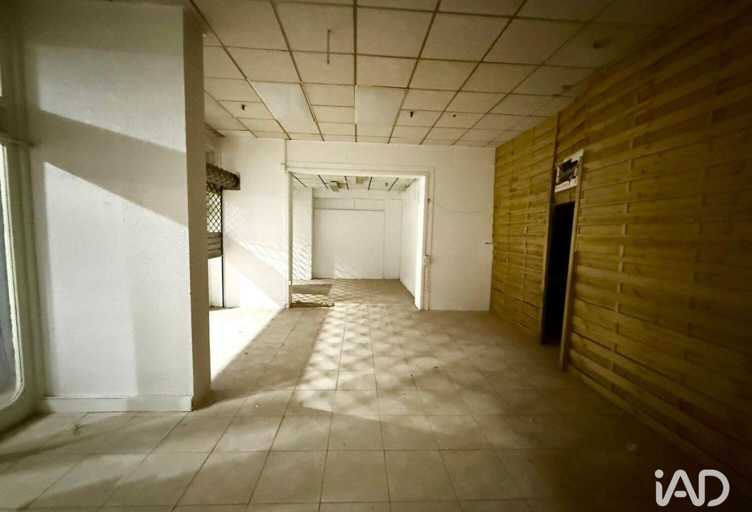 Vente Local d'activités 60 m&sup2; — photo 1