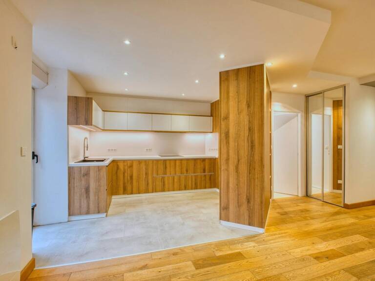Magnifique appartement en plein centre mais calme! — photo 1
