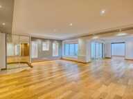 Magnifique appartement en plein centre mais calme! — photo 3