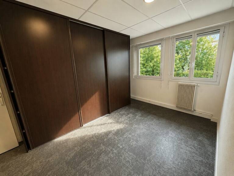 à VENDRE — photo 1