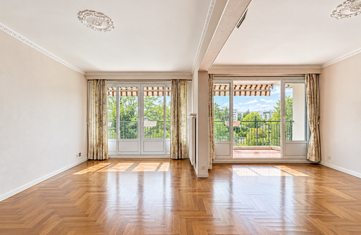 Un appartement aux volumes généreux, idéal pour une vie de famille — photo 3