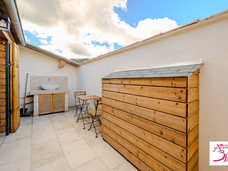 Maison de village rénovée avec garage et terrasse  Centre de Co — photo 1