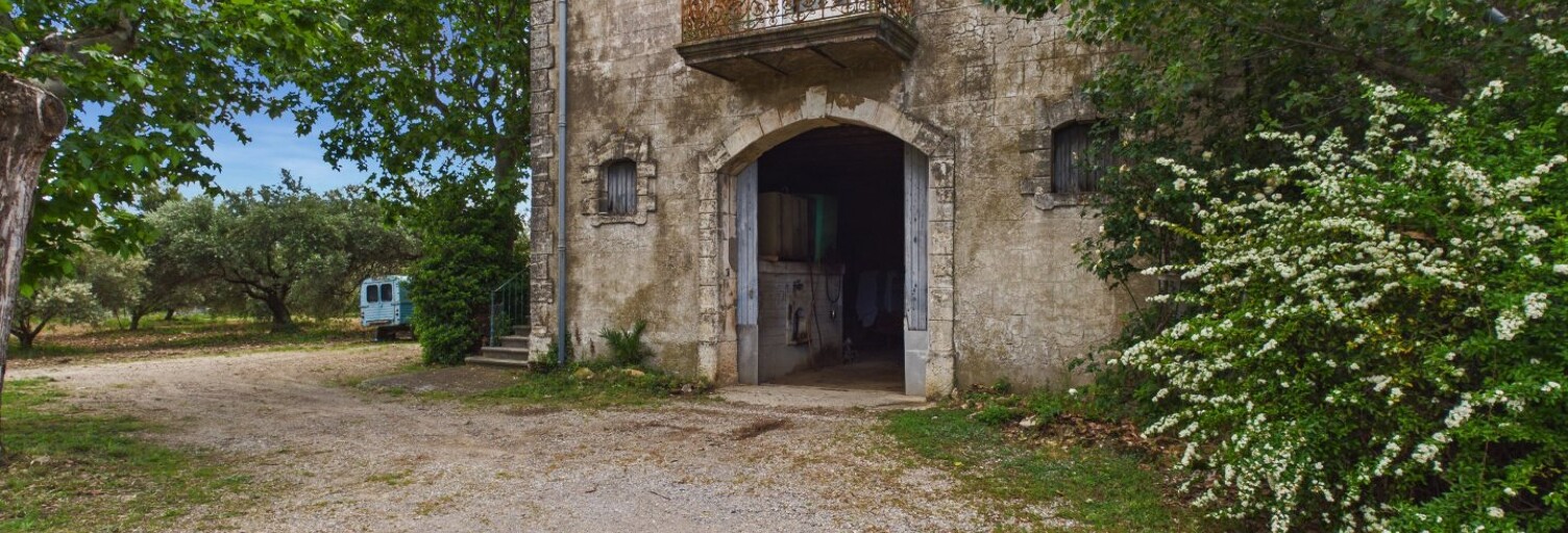 Maison 5 Pièces 205 m² à vendre à Neffiès (34320)