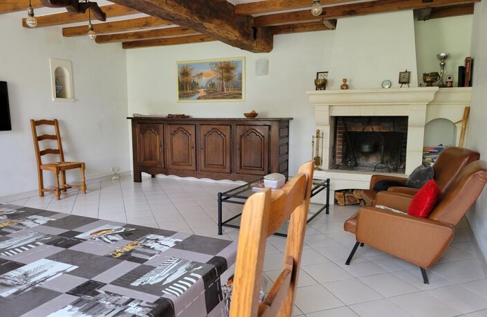 Maison avec deux logements garages jardin — photo 2