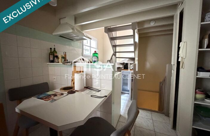 T2 en triplex vendu loué, secteur Saint Serge. — photo 3