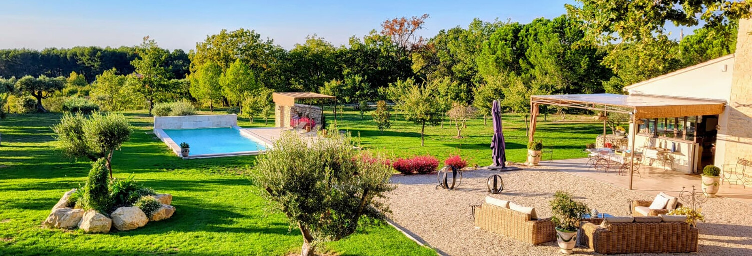 Maison 7 Pièces 165 m² à vendre à La Roque-sur-Pernes (84210)
