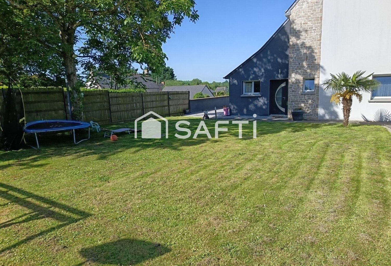 Maison de 2016 au volume généreux et au calme — photo 1