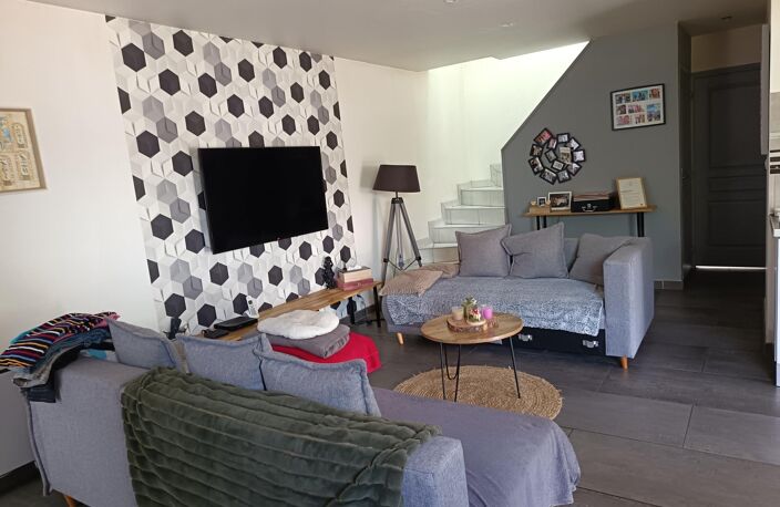 Maison de 2016 au volume généreux et au calme — photo 4